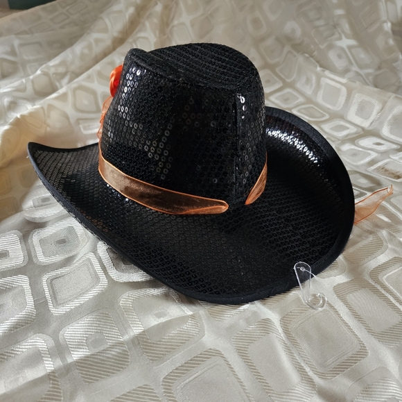 Hat - Picture 4 of 4